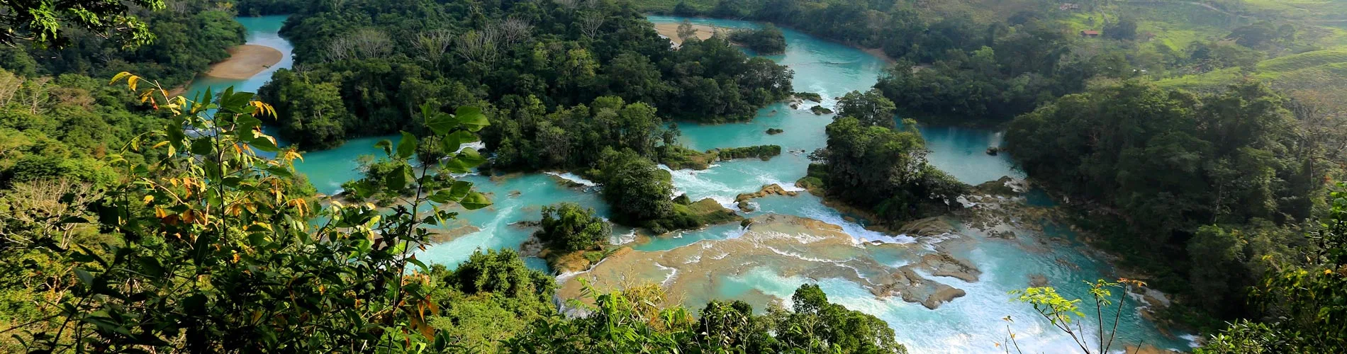 Vista destacada de GUACAMAYAS, MONTES AZULES Y ARQUEOLOGÍA