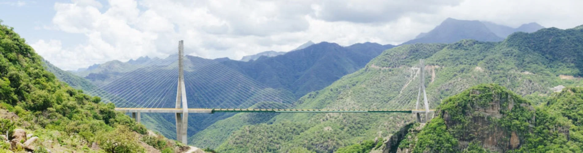 Vista destacada de DURANGO Y MAZATLÁN: DESIERTO, MONTAÑA Y PLAYA