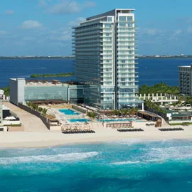 SECRETS THE VINE (Cancún)